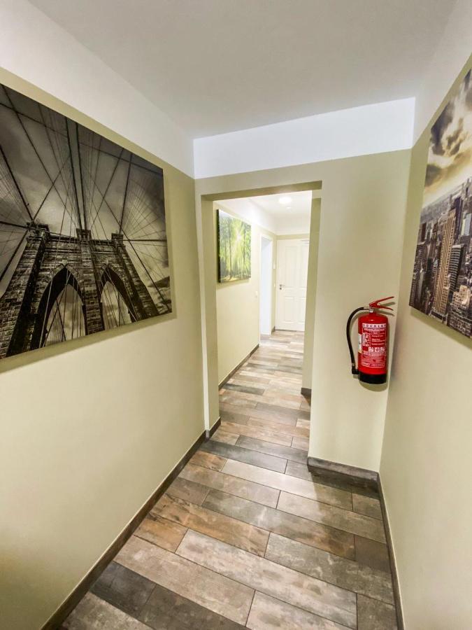 Gruener Baum Hotel เชิมแบร์ก ภายนอก รูปภาพ